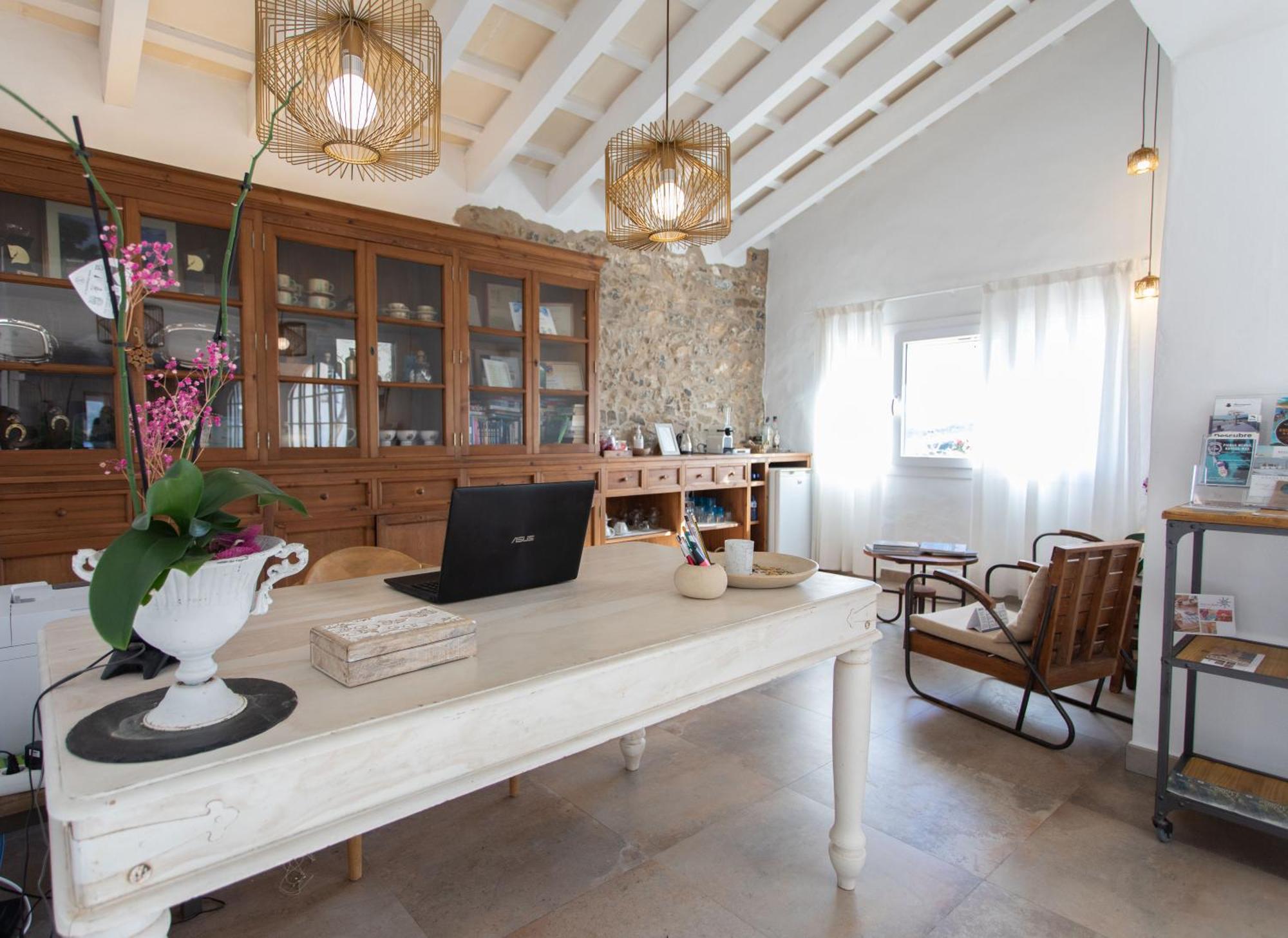 Agroturismo Son Vives Menorca - Adults Only 페레리아스 외부 사진